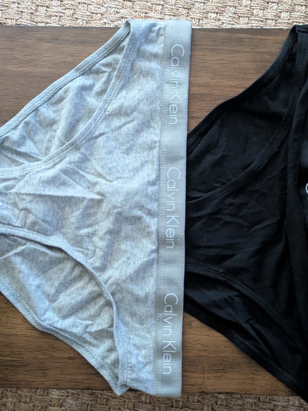 Calvin Klein Gray & Black Men's Briefs Set